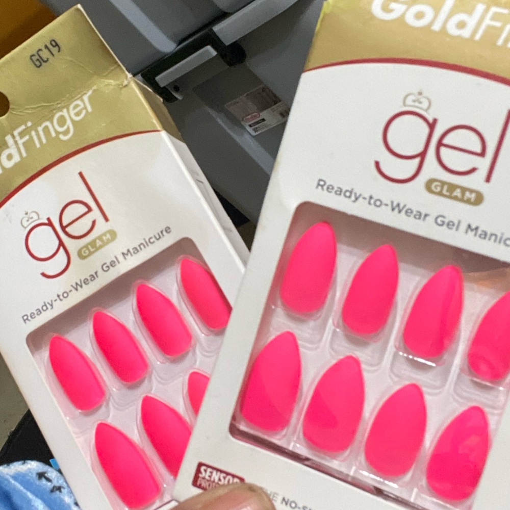 Gel Press On Nails - Hot Pink